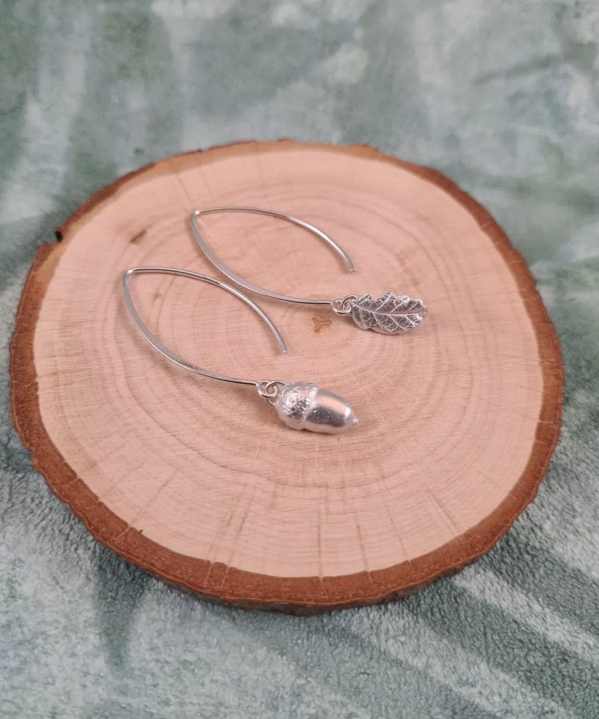 Boucles d'oreilles feuille de chêne et gland