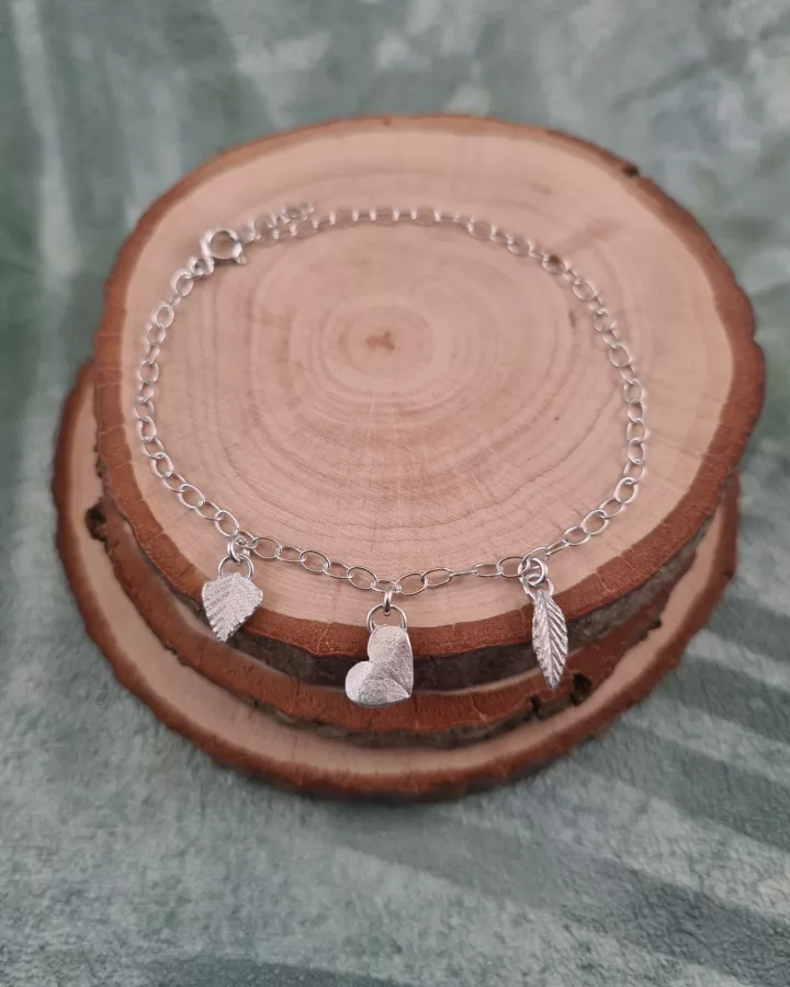 Bracelet chaînette avec charms feuilles bouleau, oxalis et chanvre
