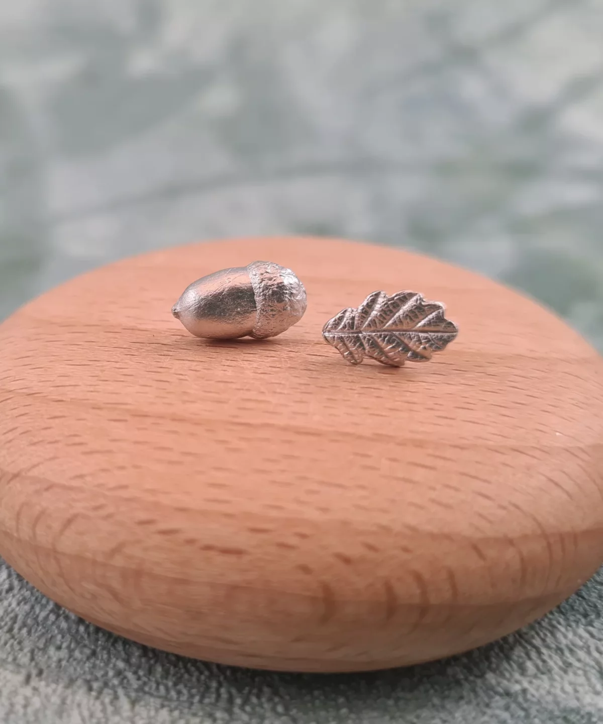 Clous d'oreilles feuille de chêne et gland