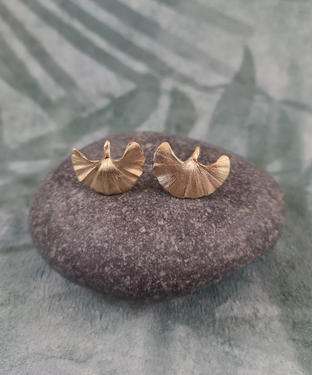 Clous d'oreilles feuilles de ginkgo