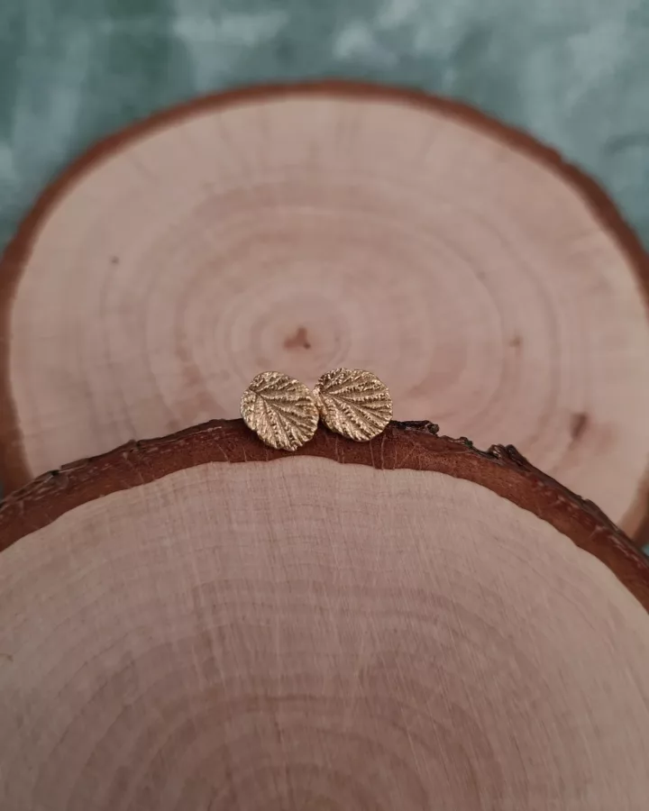 Clous d'oreilles feuilles de noisetier