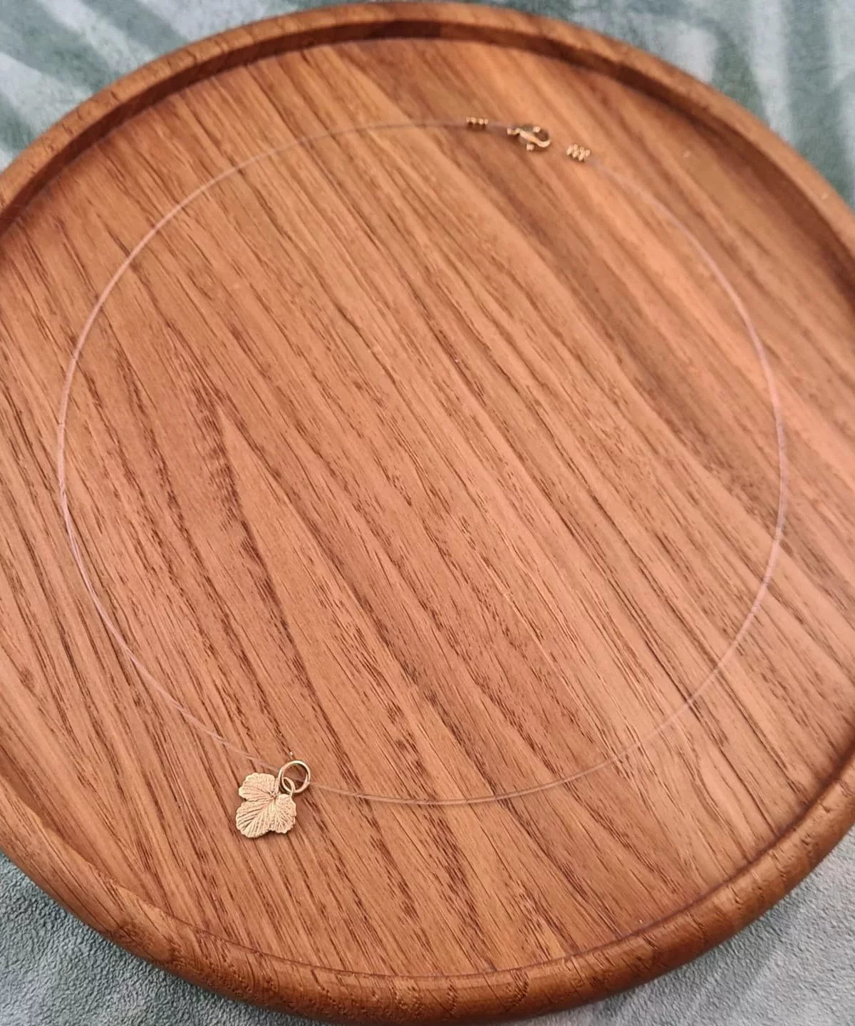 Collier en fil Nylon 40-41cm doré
