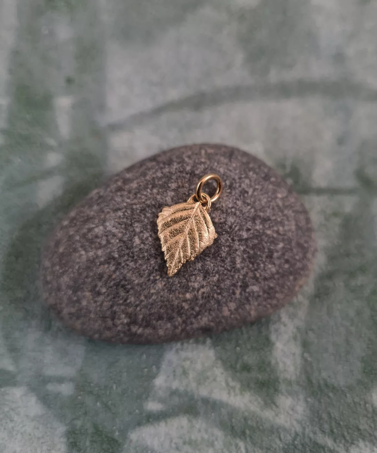 Pendentif feuille de bouleau