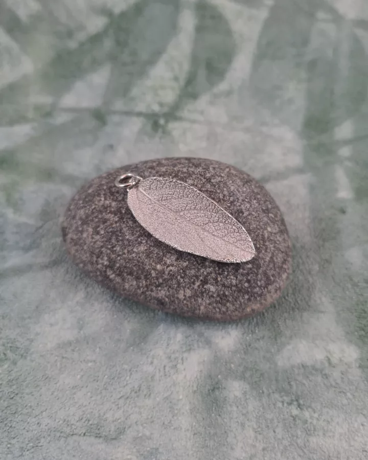 Pendentif feuille de sauge