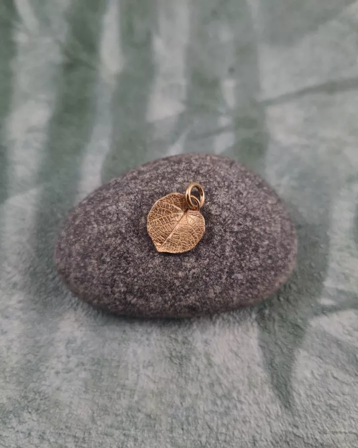Pendentif feuille de tilleul