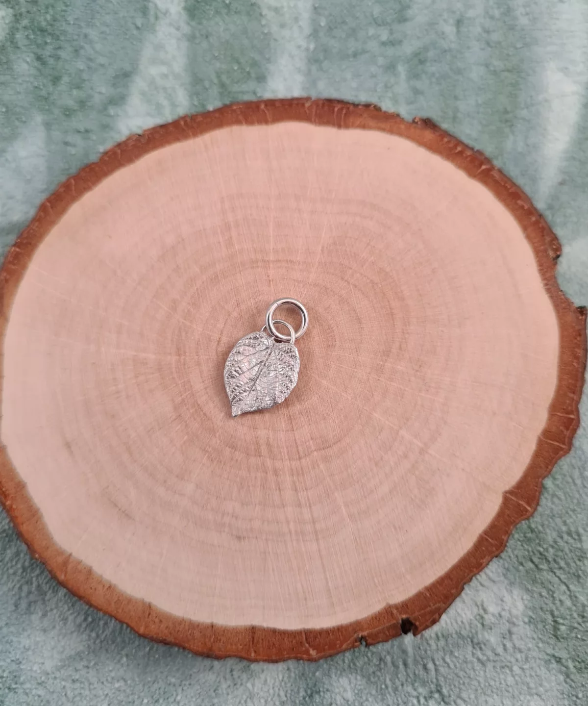 Pendentif feuille de tilleul