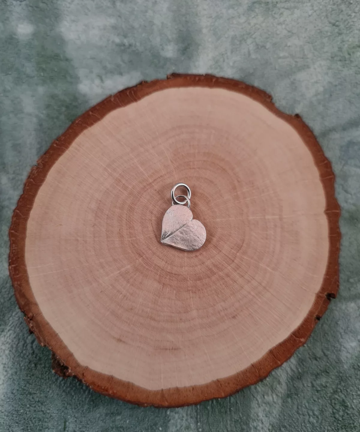Pendentif foliole d'oxalis des bois