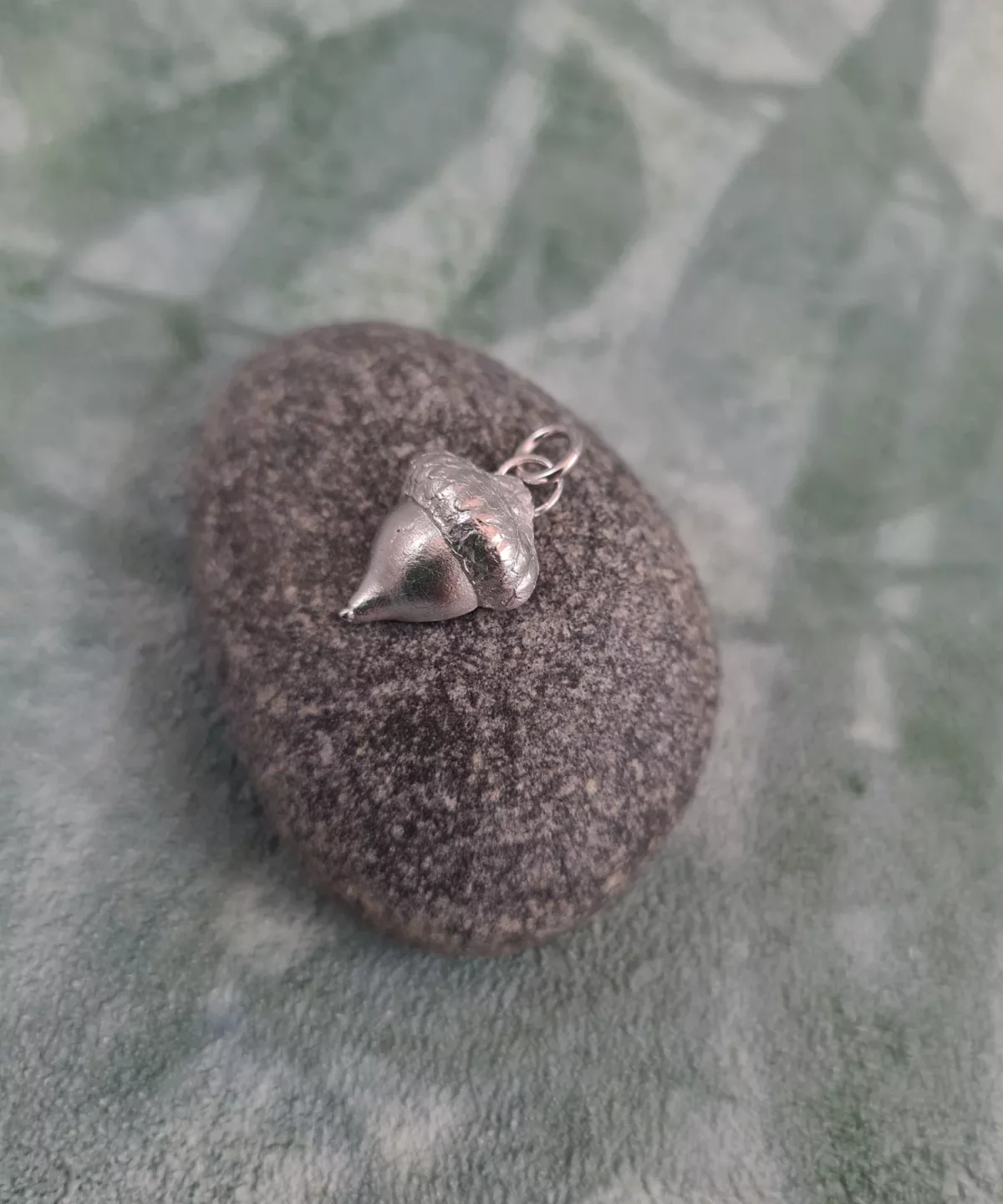 Pendentif gland