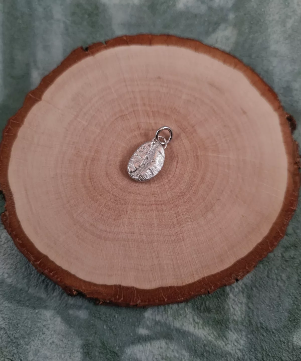 Pendentif grain de café